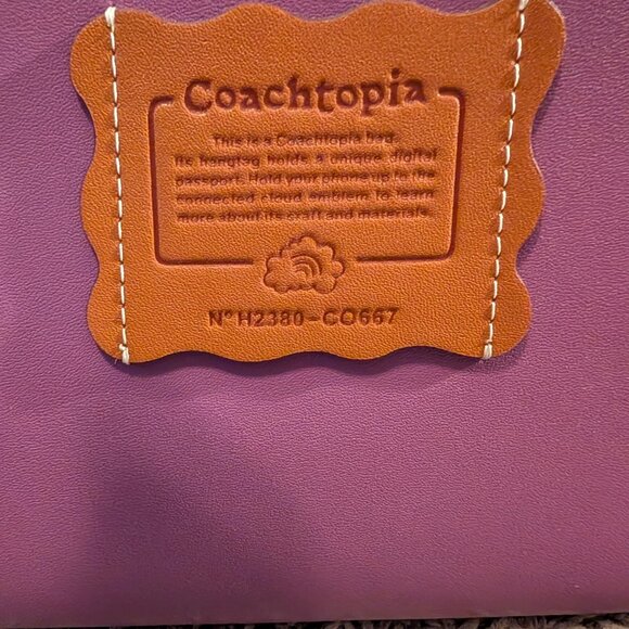 Coachtopia The Re-Laceable Tote: Medium - Picture 3 of 10